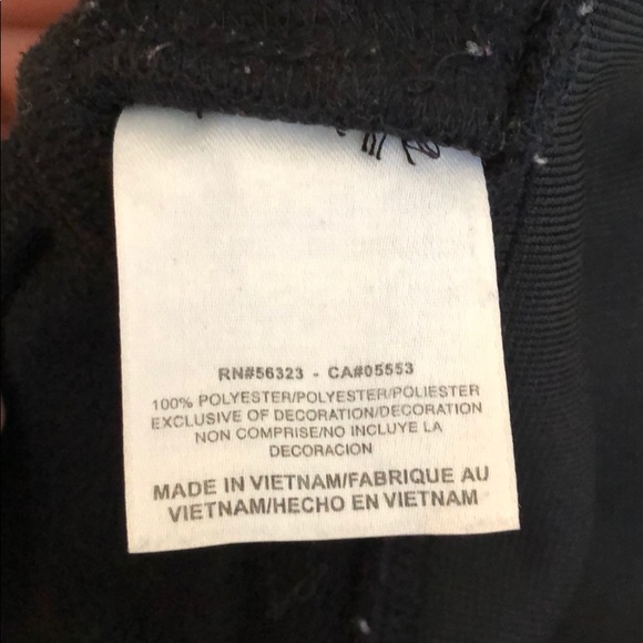 Boys Nike therma fit hoodie - Picture 6 of 6